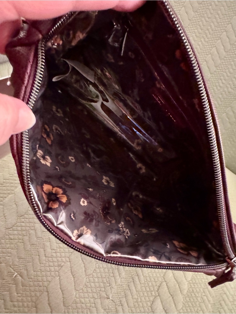 Lug Matte Lux Pouch Wine NWT - Picture 7 of 13